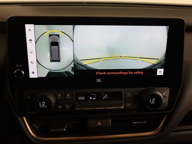 Used 2025 Toyota Grand Highlander AWD Hybrid image 19