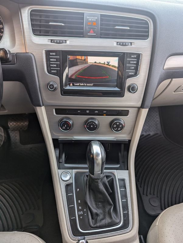 Used 2015 Volkswagen Golf TDI S FWD image 20