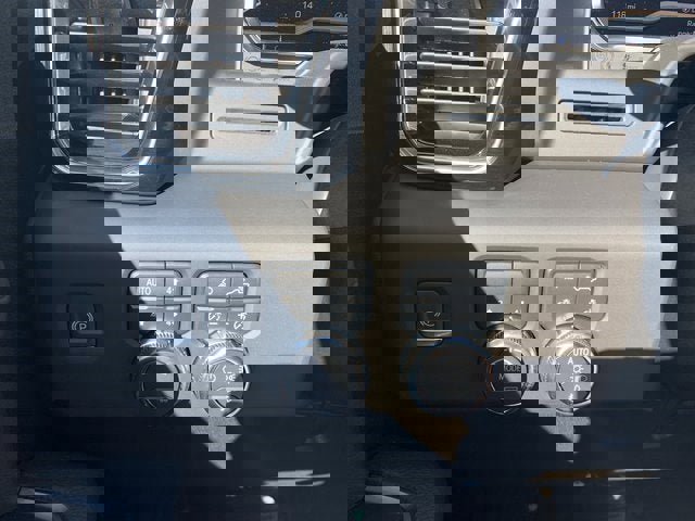 New 2025 GMC Sierra 2500 Denali image 18