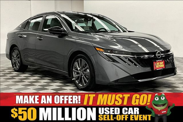 New 2026 Nissan Sentra SL w/ Floor Mat Package