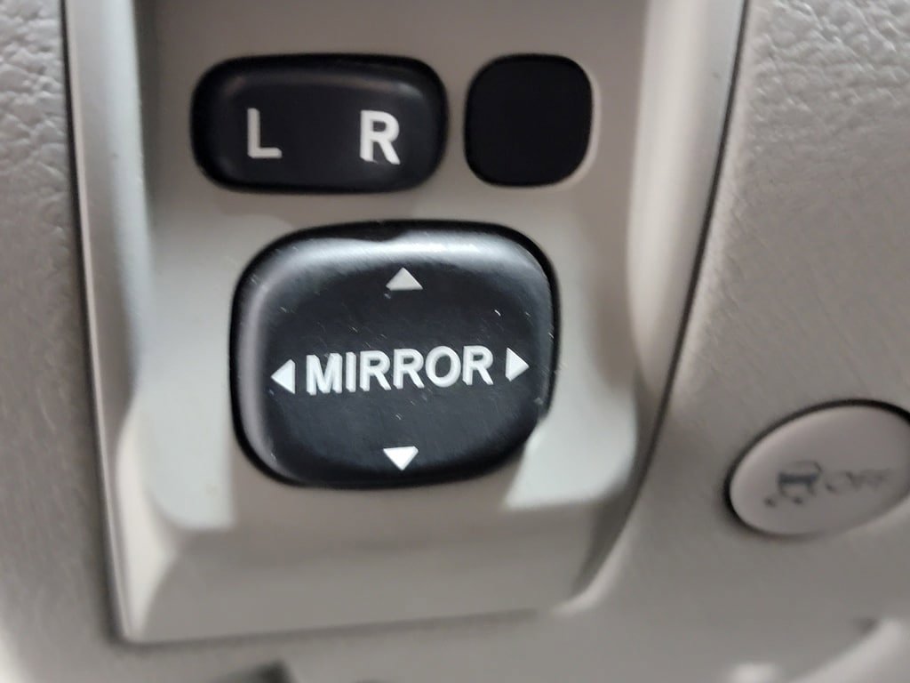 Used 2011 Subaru Forester 2.5X w/ Alloy Wheel Value Pkg AWD/4WD image 23