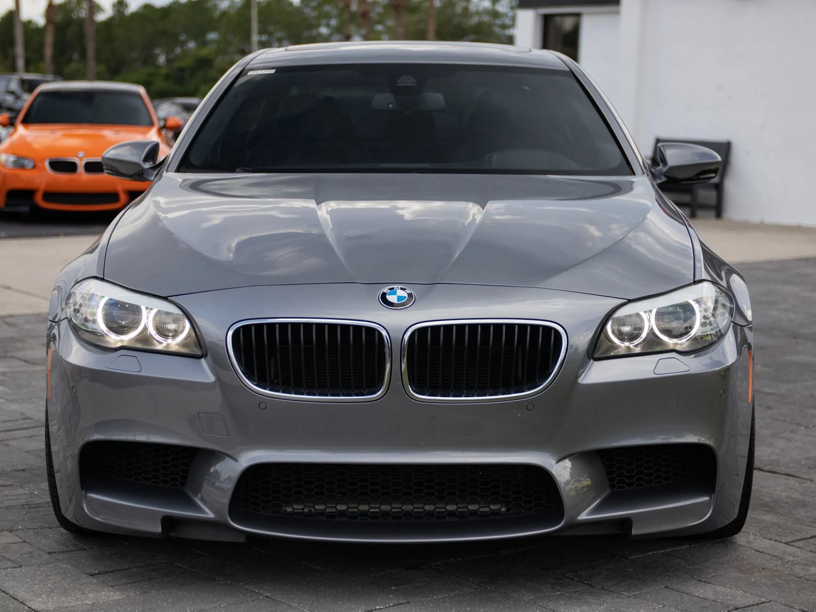 Used 2013 BMW M5 RWD image 4