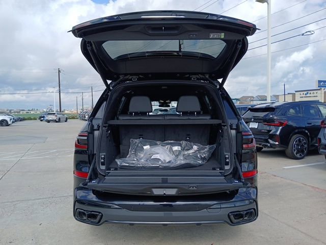New 2026 BMW X7 M60i AWD/4WD image 9