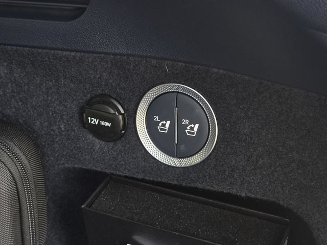 Used 2025 Genesis GV80 3.5T Prestige AWD/4WD image 13