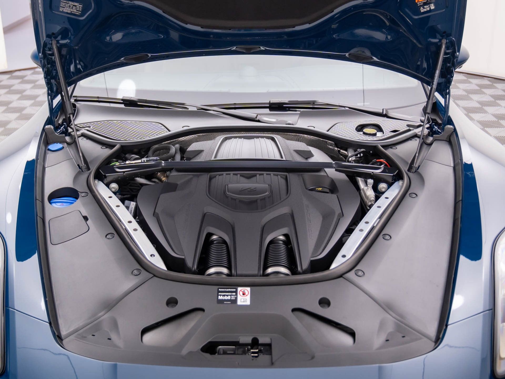 New 2026 Porsche Panamera 4 AWD/4WD image 31