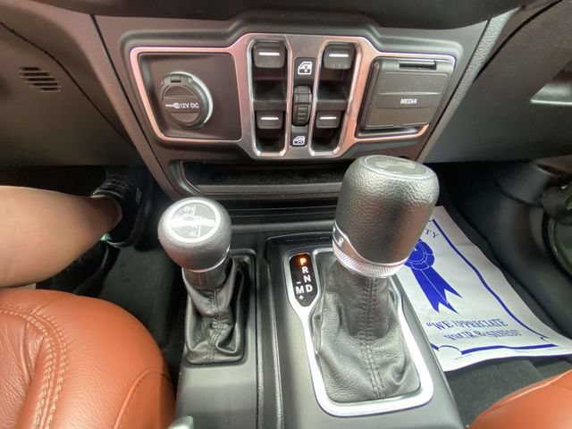 Used 2021 Jeep Wrangler Unlimited Sport AWD/4WD image 18