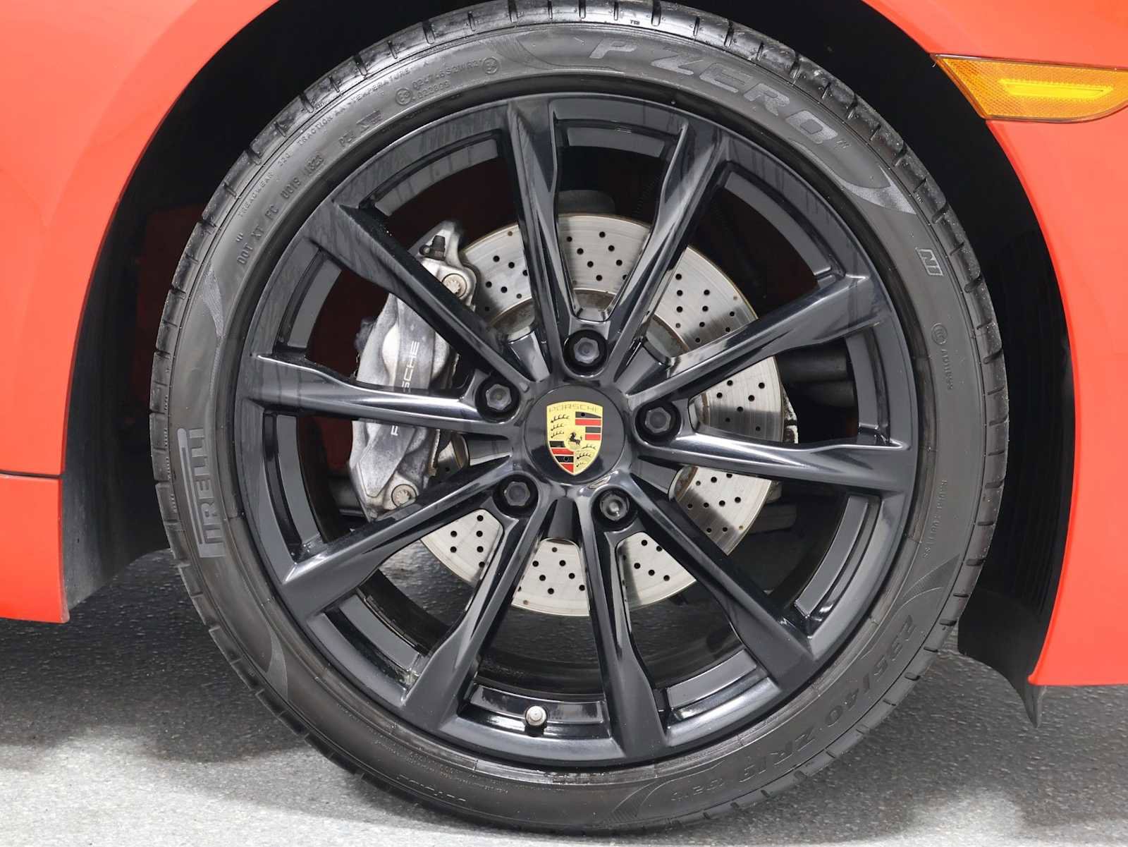 Used 2018 Porsche 718 Cayman RWD image 11