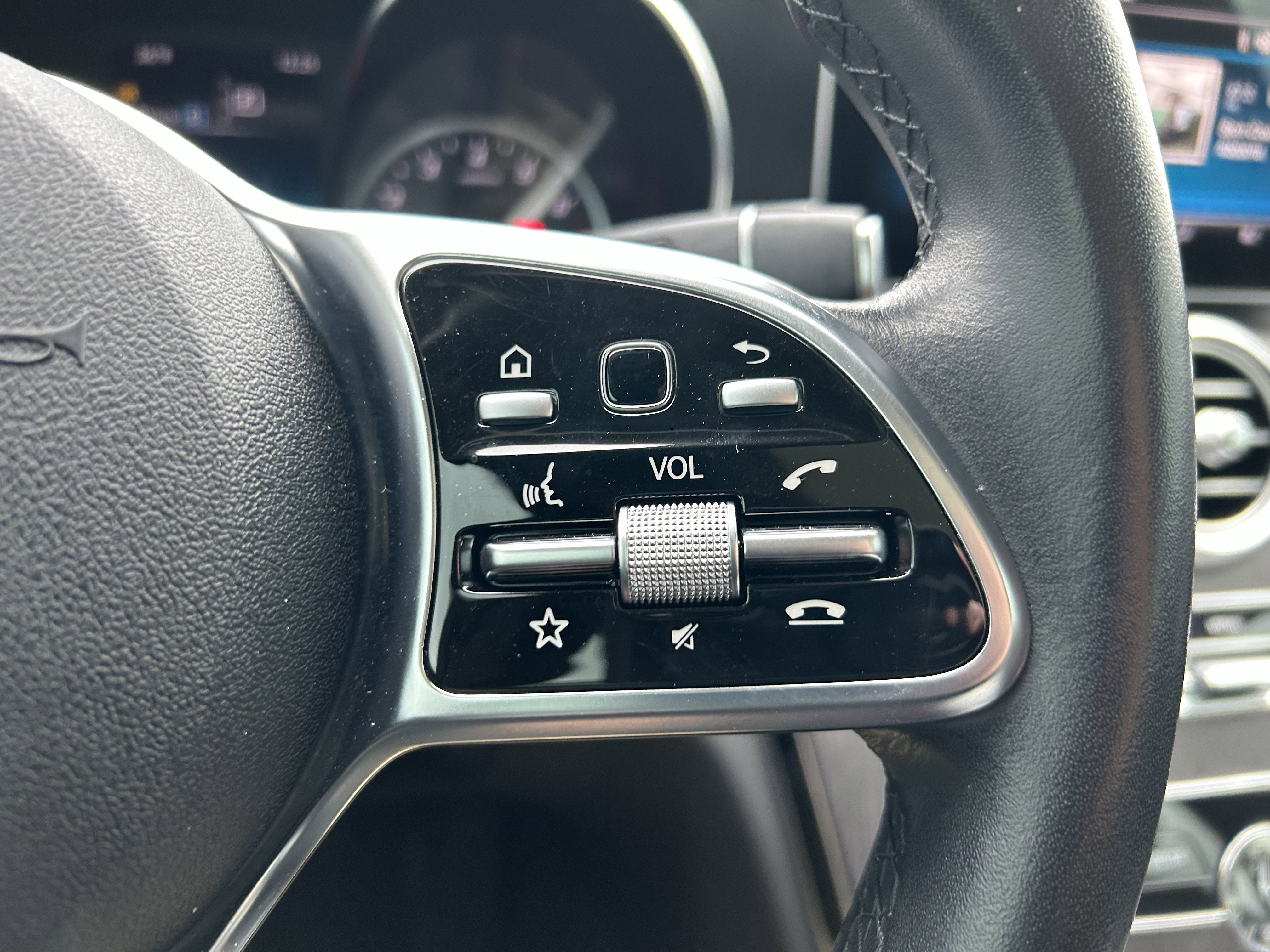 Used 2020 Mercedes-Benz C 300 4MATIC Sedan image 18