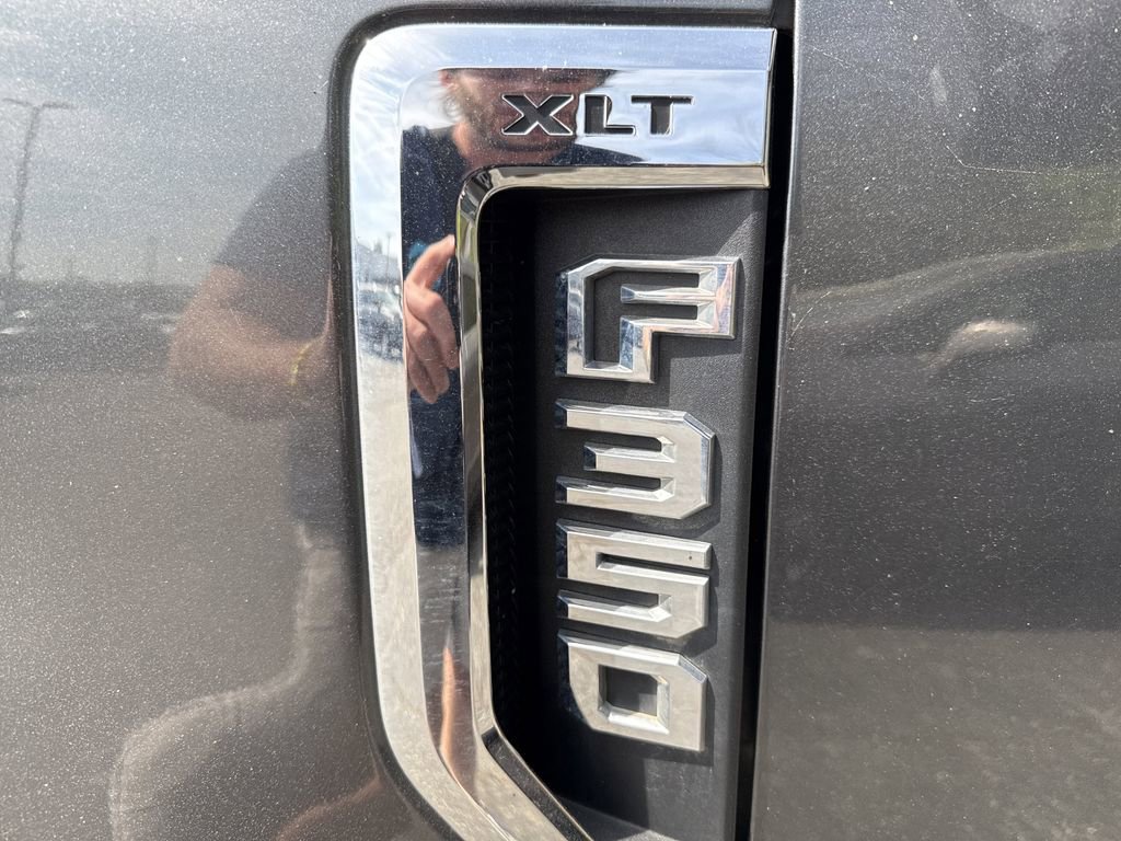 Used 2020 Ford F350 XLT w/ XLT Premium Package image 12