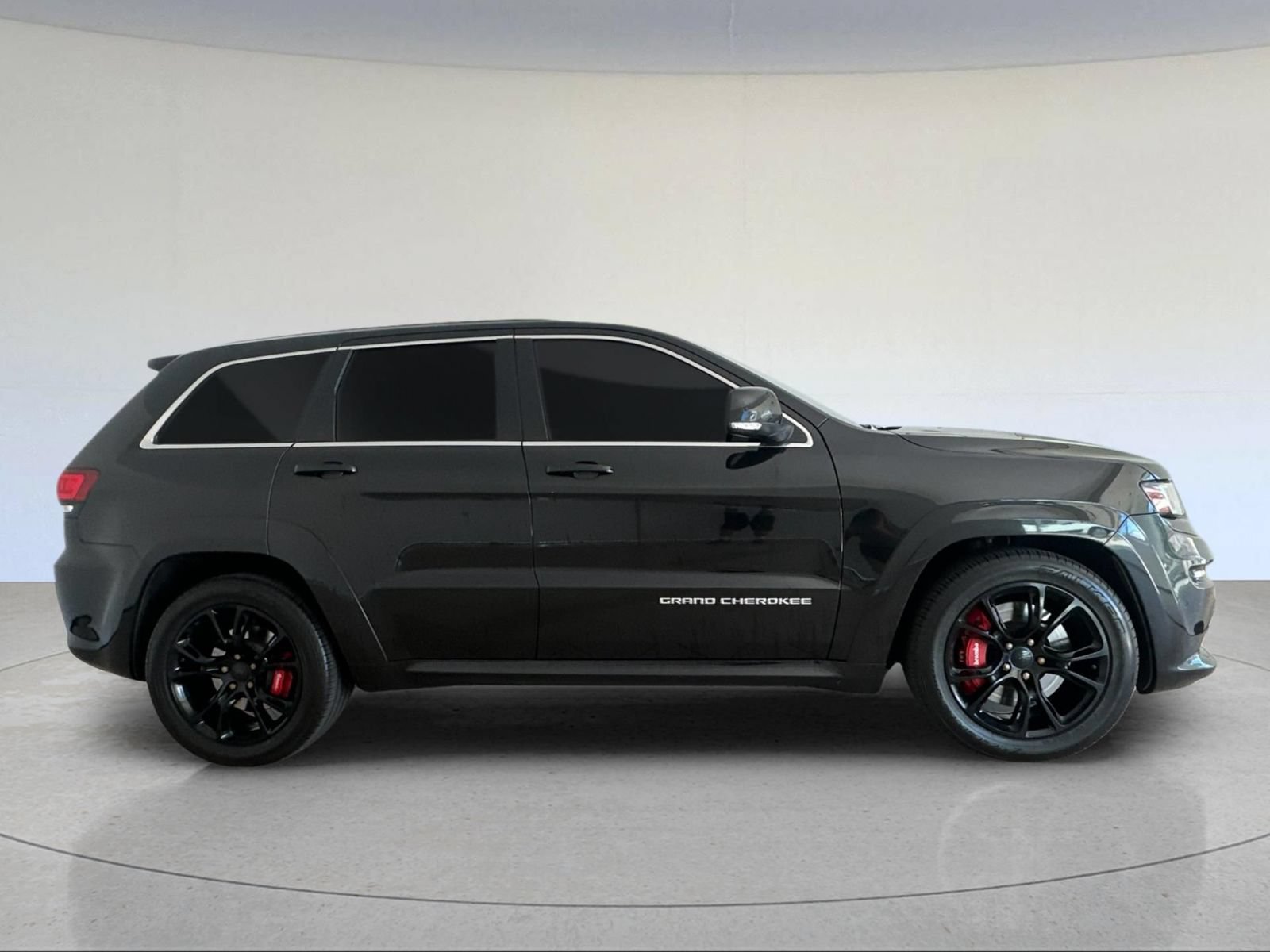 Used 2014 Jeep Grand Cherokee SRT w/ Trailer Tow Group IV AWD/4WD image 9