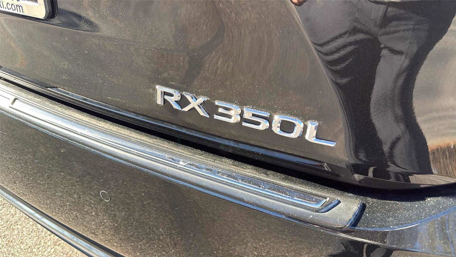 Used 2021 Lexus RX 350L Luxury w/ Accessory Package image 9