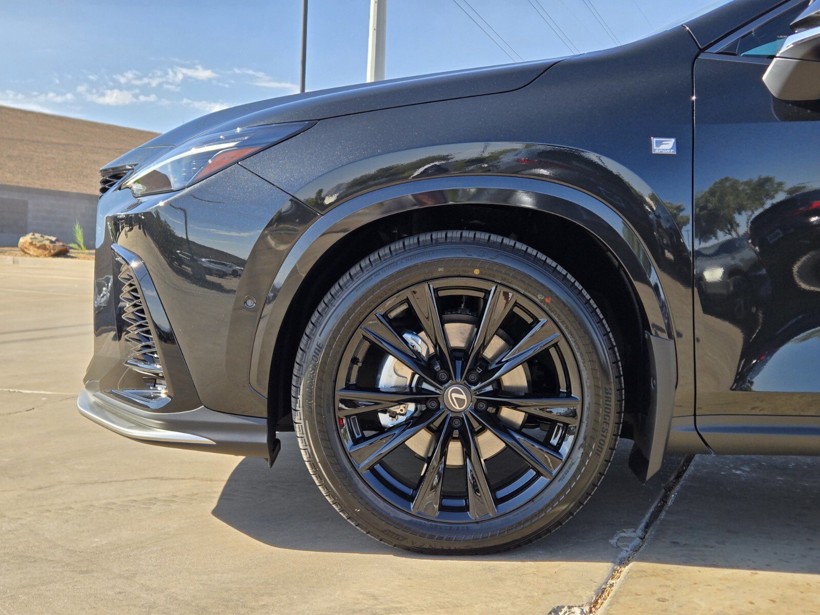 New 2026 Lexus NX 450h+ F Sport AWD/4WD image 5