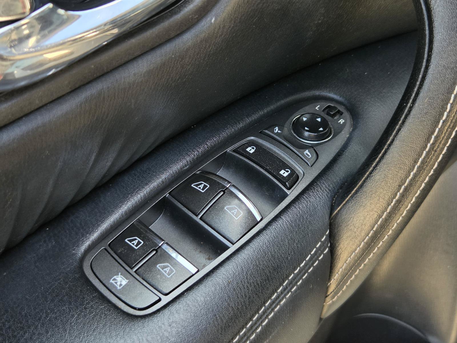 Used 2019 Nissan Armada SL w/ Premium Package AWD/4WD image 24