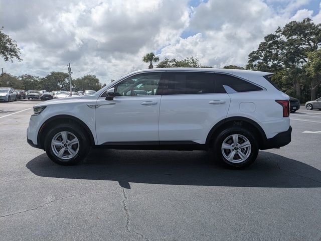 Used 2022 Kia Sorento LX AWD/4WD image 7