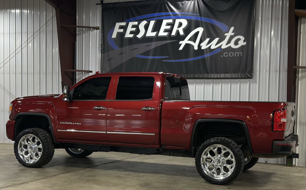 Used 2019 GMC Sierra 2500 Denali w/ Duramax Plus Package image 12