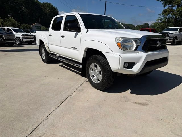 Used 2015 Toyota Tacoma PreRunner w/ SR5 Package RWD image 2