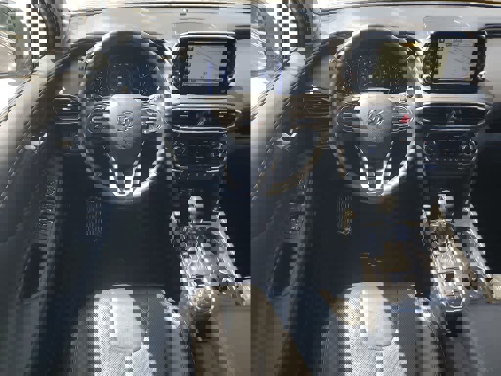 Used 2020 Hyundai Santa Fe Limited image 15