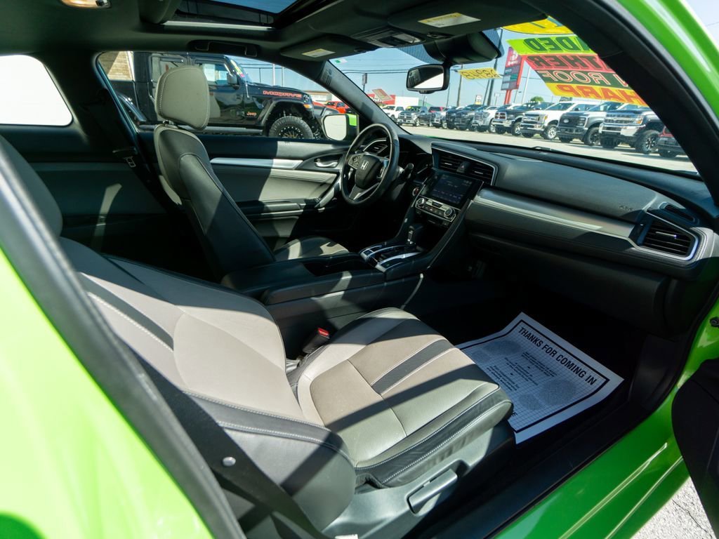 Used 2017 Honda Civic Touring image 27