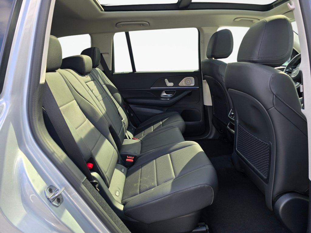 New 2026 Mercedes-Benz GLS 450 4MATIC image 27