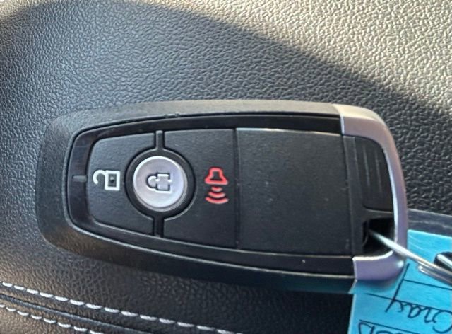 Used 2022 Ford Escape SE image 22