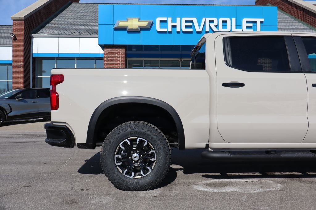 New 2026 Chevrolet Silverado 1500 ZR2 w/ LPO, Dark Essentials Package image 40