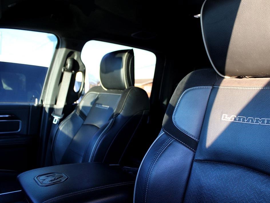 Used 2021 RAM 2500 Laramie w/ Night Edition image 25