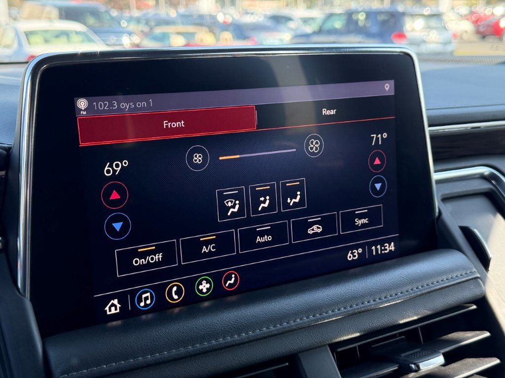 Used 2021 Chevrolet Suburban LT AWD/4WD image 29