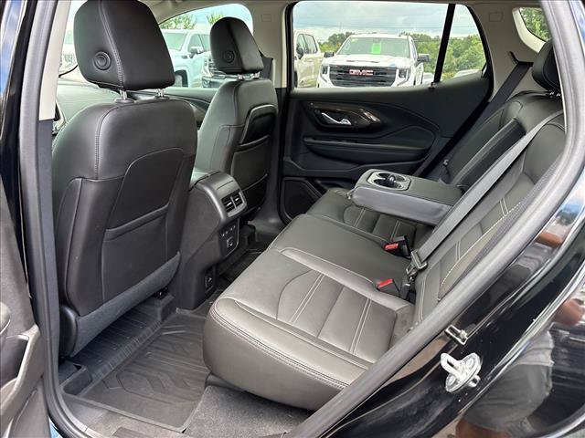Certified 2024 GMC Terrain Denali w/ Denali Premium Package AWD/4WD image 9
