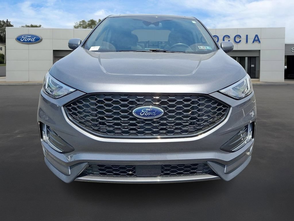 Certified 2022 Ford Edge ST-Line AWD/4WD image 2