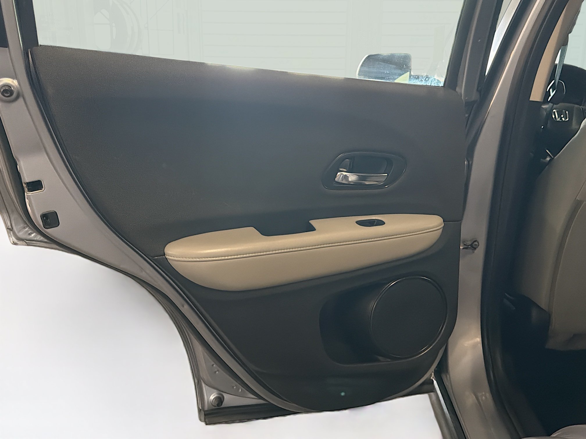 Used 2019 Honda HR-V LX image 24