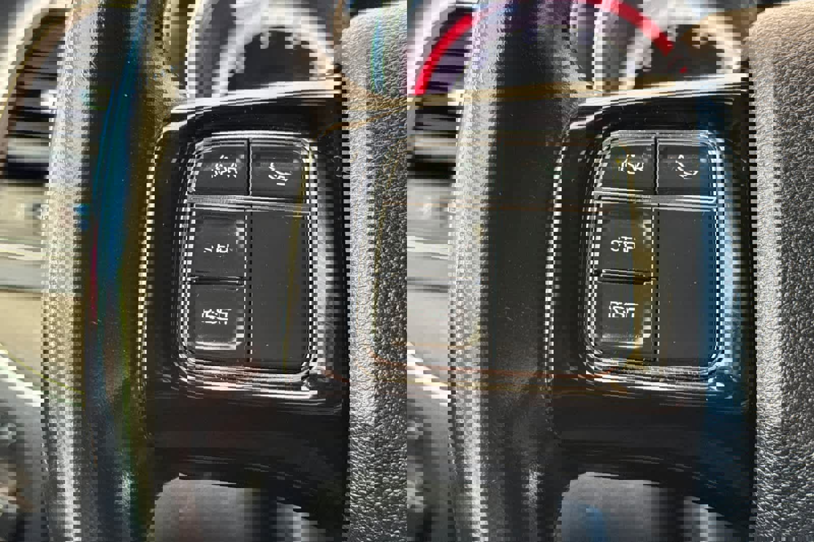 Used 2019 Dodge Grand Caravan SXT image 24