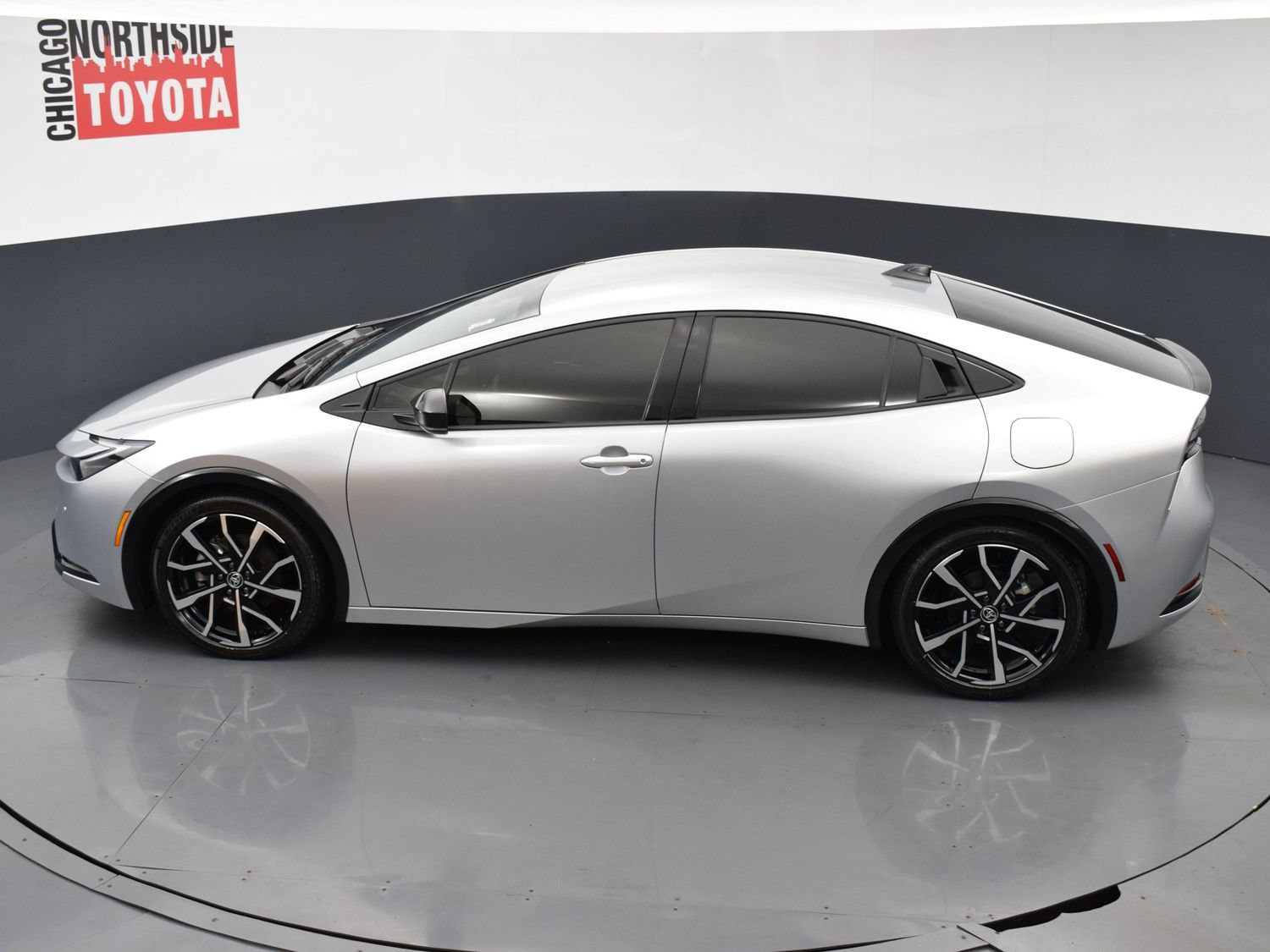 Used 2026 Toyota Prius Plug-In Hybrid FWD image 20