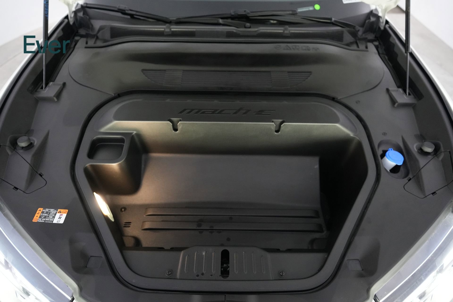 Used 2025 Ford Mustang Mach-E Premium w/ Sport Appearance Package image 25