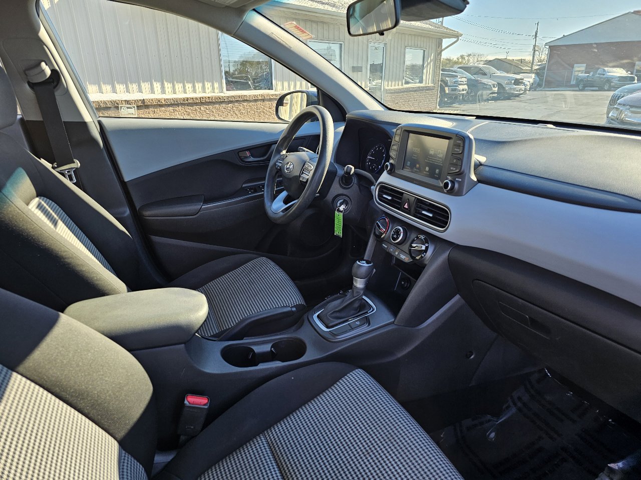 Used 2021 Hyundai Kona SE image 18