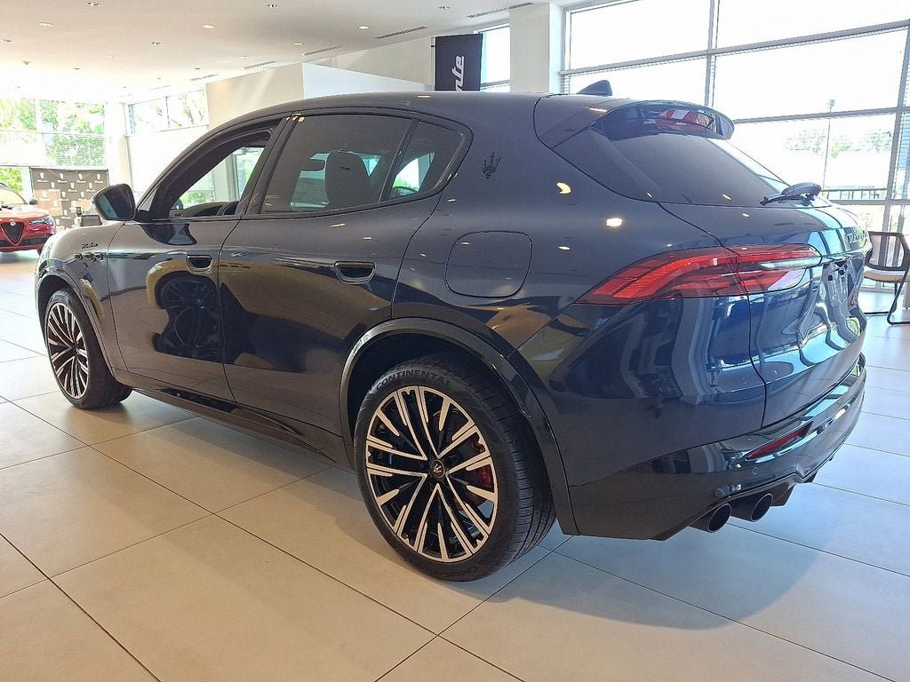 Used 2025 Maserati Grecale Modena AWD/4WD image 24