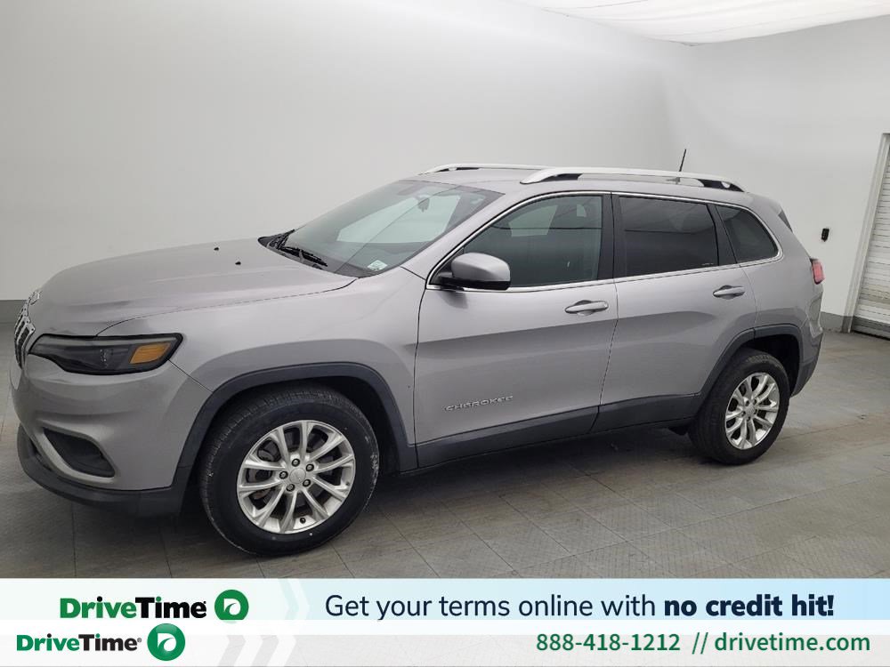 Used 2019 Jeep Cherokee Latitude w/ Popular Appearance Group