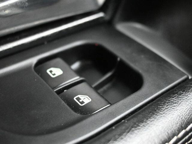 Used 2016 Maserati GranTurismo Sport image 23