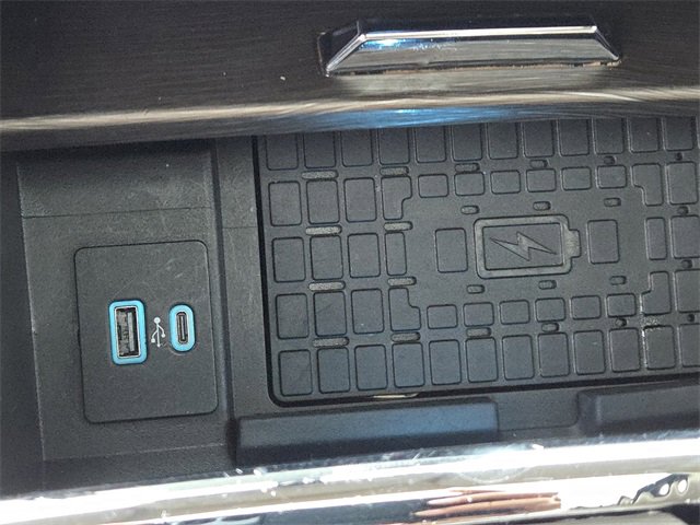 Used 2023 Ford Expedition Limited image 14