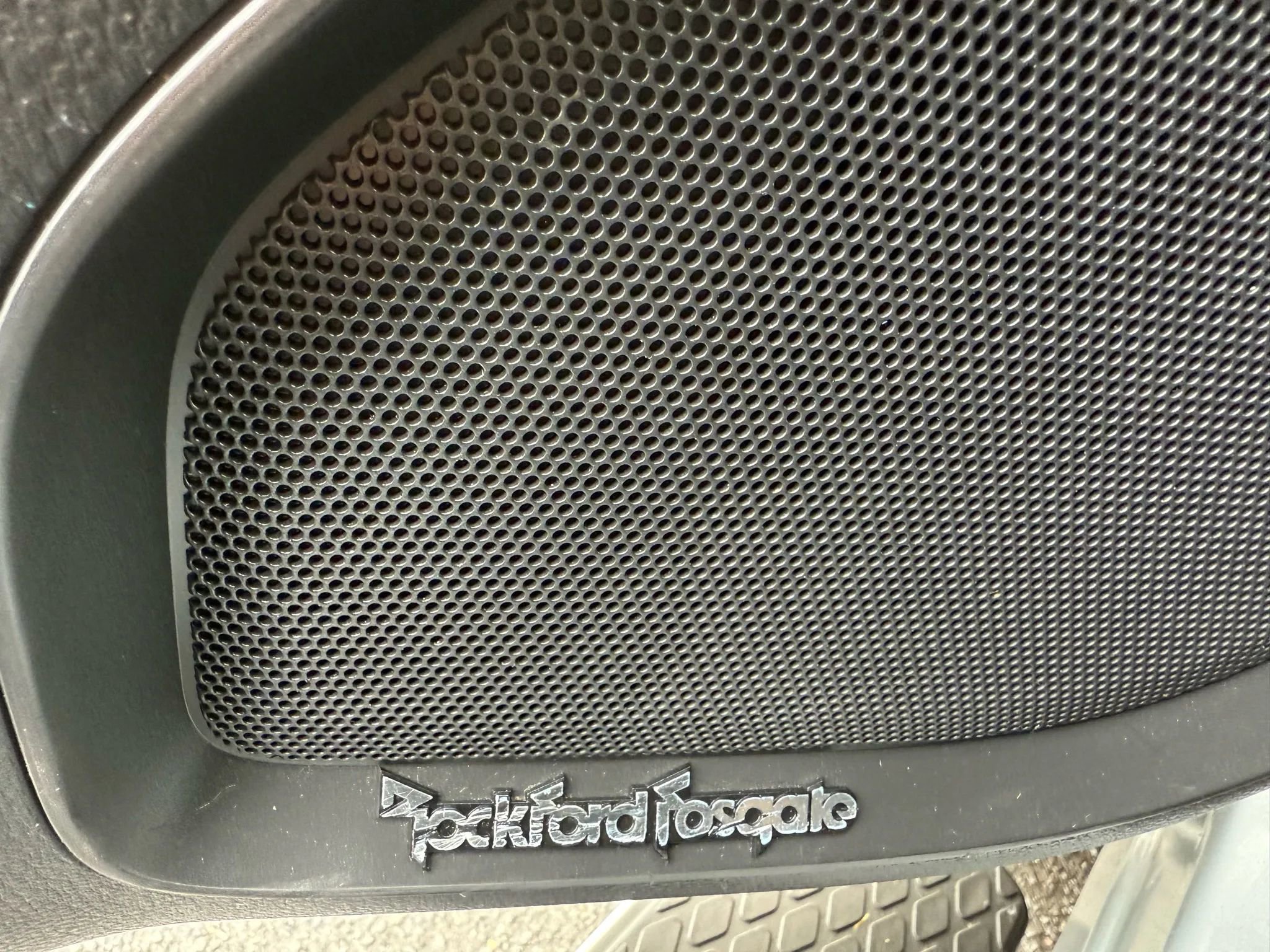 Used 2017 Nissan Titan SL image 34