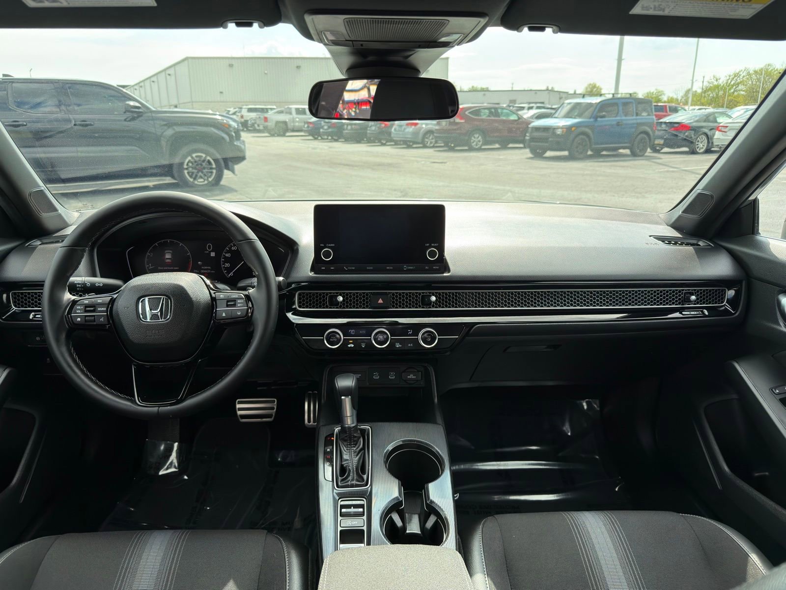 Used 2025 Honda Civic Sport image 28