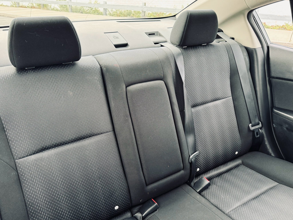 Used 2010 MAZDA MAZDA3 i Touring image 22