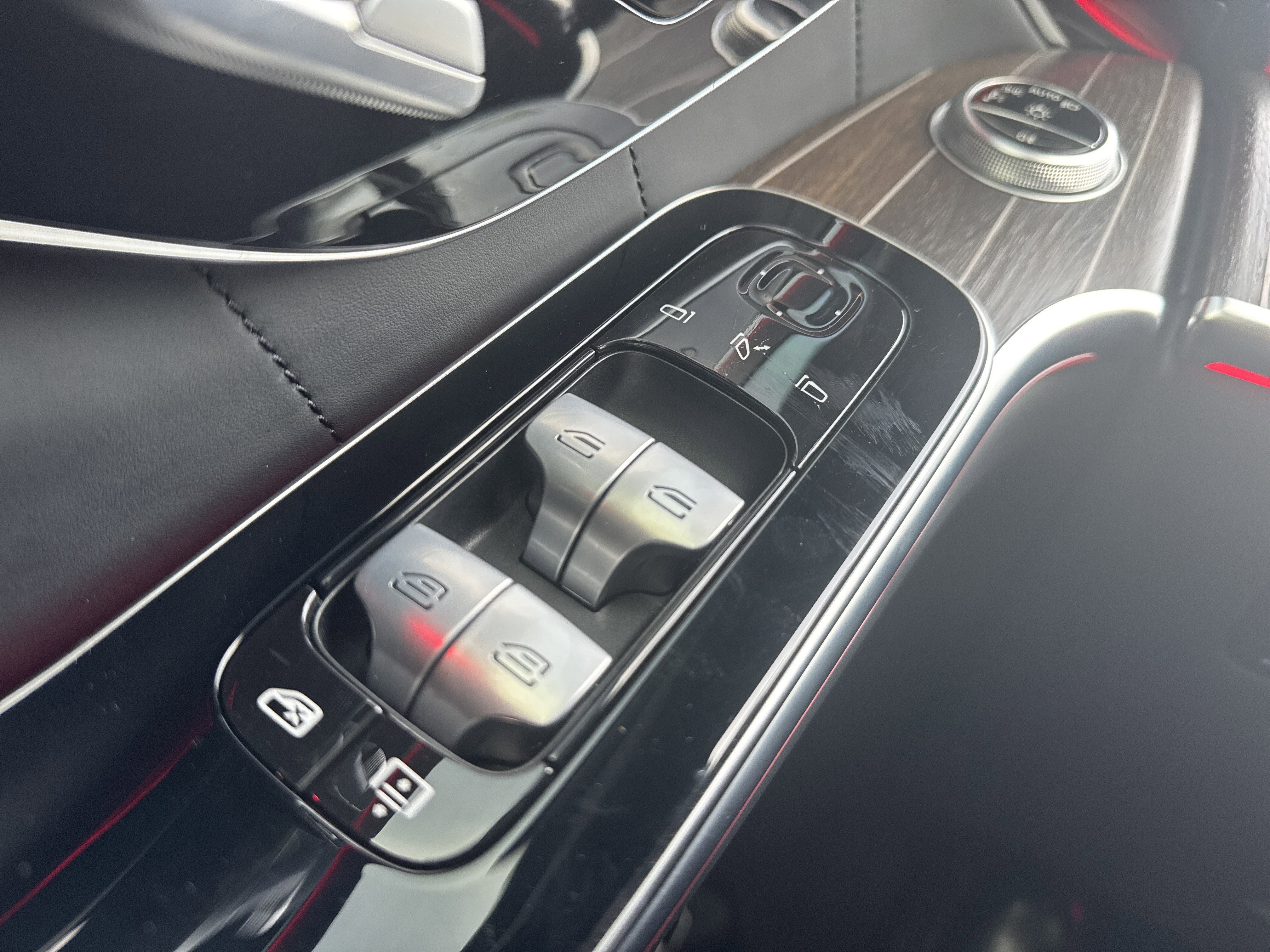 Used 2022 Mercedes-Benz S 580 S 580 image 12