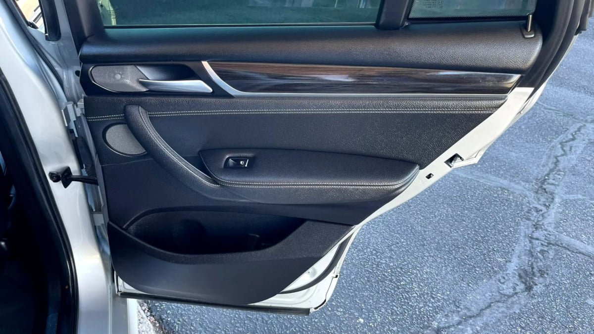 Used 2018 BMW X4 M40i image 52