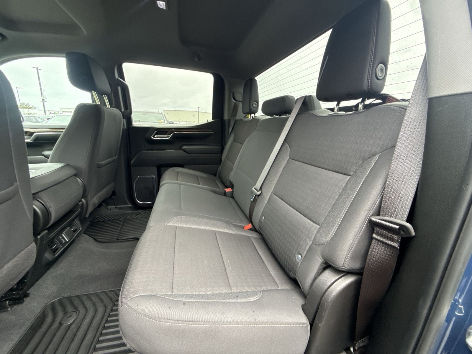 Used 2024 Chevrolet Silverado 1500 LT AWD/4WD image 45