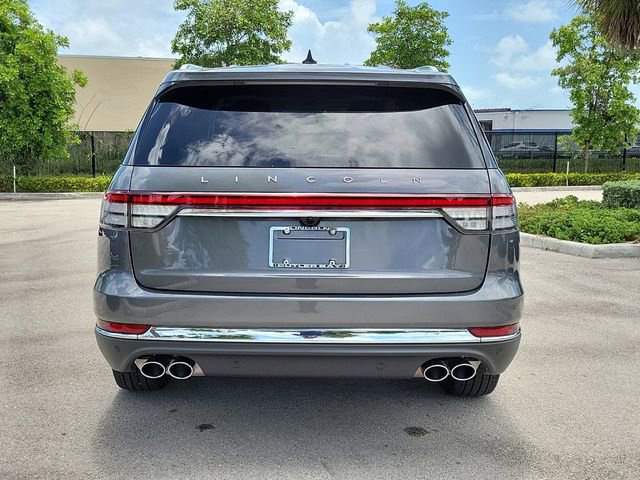 Certified 2024 Lincoln Aviator 2WD w/ Premium Package image 5