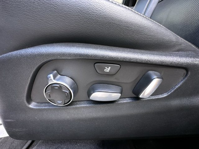 Certified 2023 Cadillac XT4 Premium Luxury w/ Technology Package FWD image 20