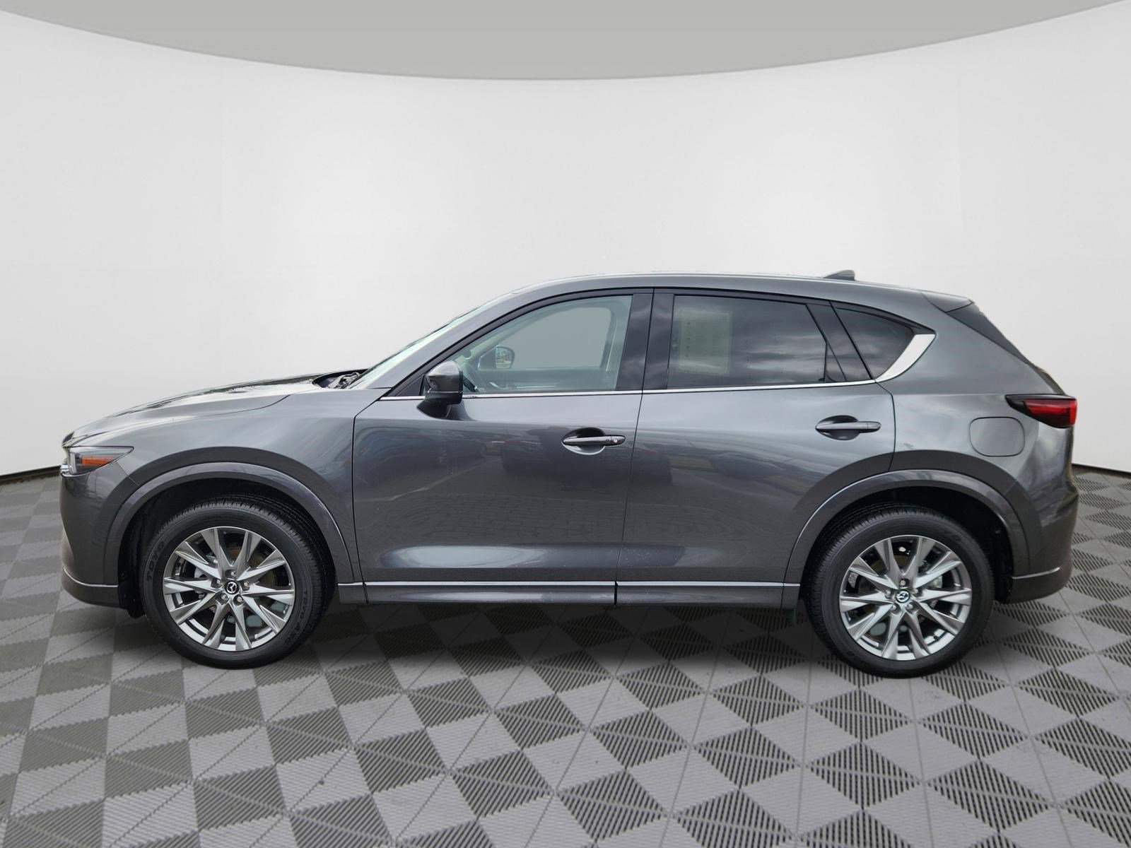 Certified 2025 MAZDA CX-5 AWD 2.5 S w/ Premium Plus Pkg image 5