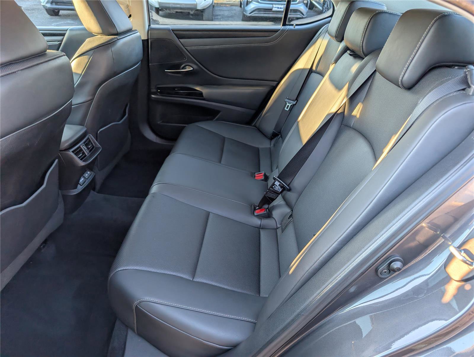 Certified 2022 Lexus ES 350 w/ Premium Package image 14