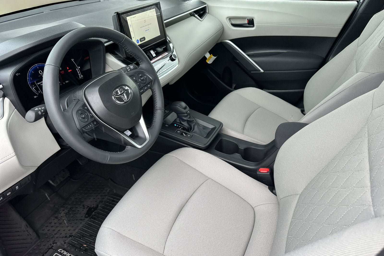 New 2026 Toyota Corolla Cross LE FWD image 11