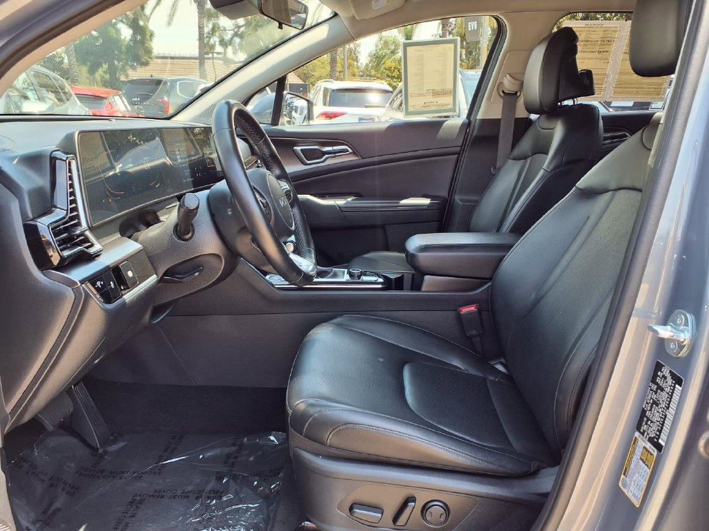 Certified 2024 Kia Sportage EX FWD image 16